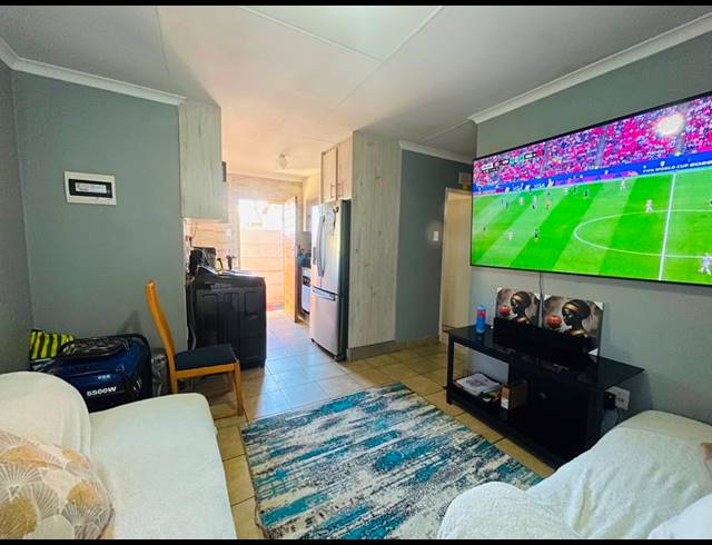 3 BEDROOM HOUSE FOR SALE IN SKY CITY